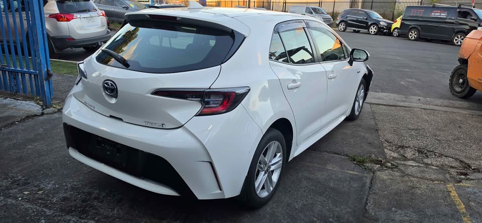 Toyota Corolla 2020 ZWE211R Ascent Sport Hybrid Hatch 2ZR-FXE E-CVT Parts – Now Dismantling