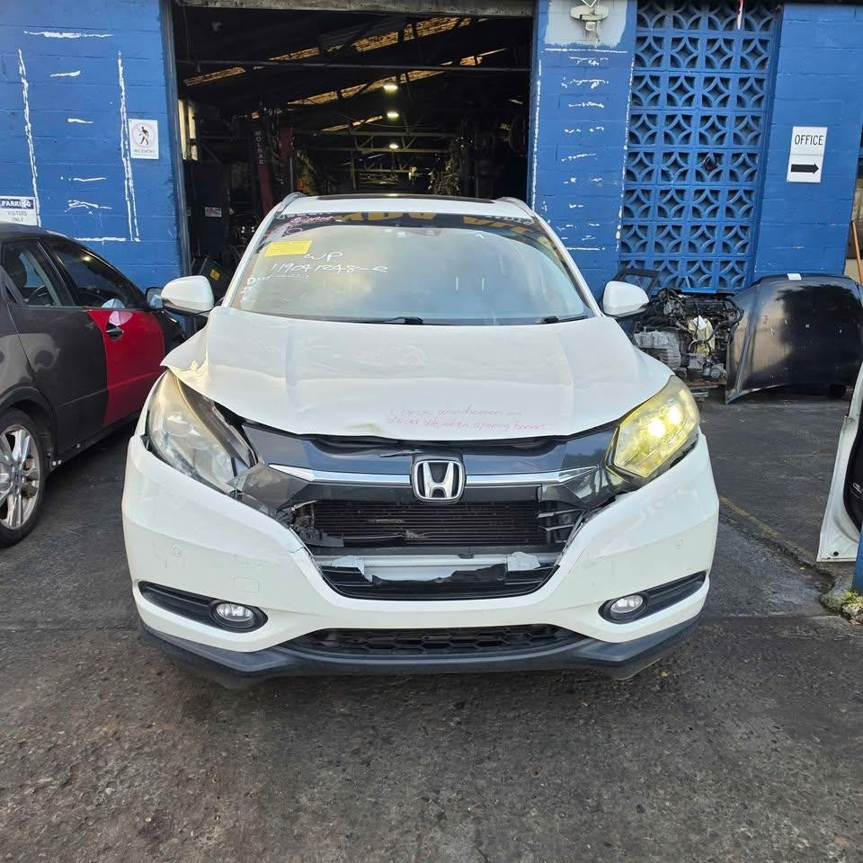 Honda HR-V 2016 Rear Tailgate Glass | JAPIX JPX-1156 | Photo 01