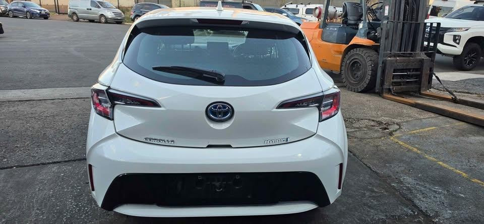 Toyota Corolla 2019 Right Front Door Window | JAPIX JPX-1165 | Photo 01