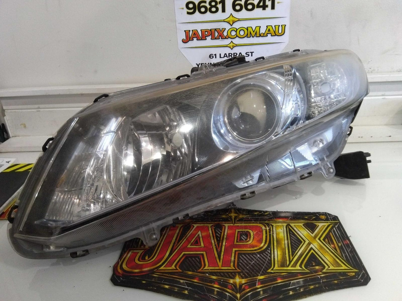 Honda Civic 9th Gen Hybrid Sedan Right Headlamp JHMFB 2012–2015 – Used Genuine