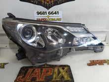 Toyota RAV4 XA40 GXL Right Headlight Halogen Manual Levelling 2012–2015 – Used Genuine