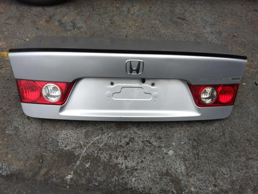 Honda Accord Euro 7th Gen CL Bootlid Non Spoiler Type Silver 2003–2008 – Used Genuine