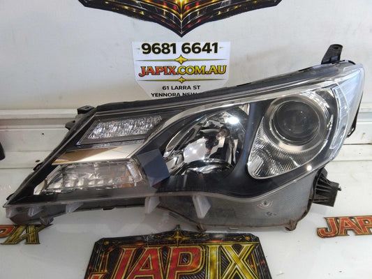 Toyota RAV4 XA40 GXL Left Headlight Halogen Manual Levelling 2012–2015 – Used Genuine